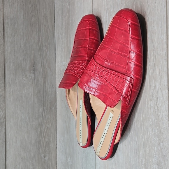 Zara Women Trafaluc Leather Square Toe flats mule shoes sz 38/8 - Picture 1 of 11